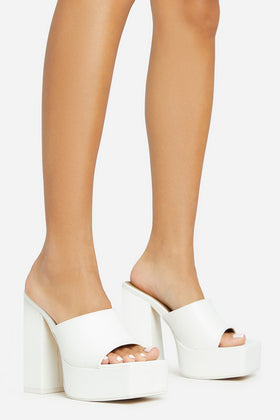 Bonnie Square Toe Platform Block Heel Mule In White Faux Leather Bonnie Square Toe Platform Block Heel Mule In White Faux Leather