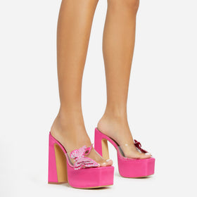 Walk-That-Walk Diamante Butterfly Detail Perspex Strap Block Heel Mule In Pink Faux Leather Walk-That-Walk Diamante Butterfly Detail Perspex Strap Block Heel Mule In Pink Faux Leather