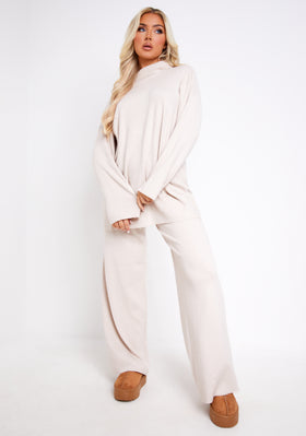 Eryn Cream Super Soft Knit Jumper & Pants Loungewear Set Eryn Cream Super Soft Knit Jumper & Pants Loungewear Set