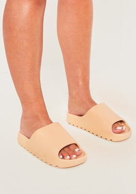 Maisie Beige Rubber Ribbed Sole Sliders
